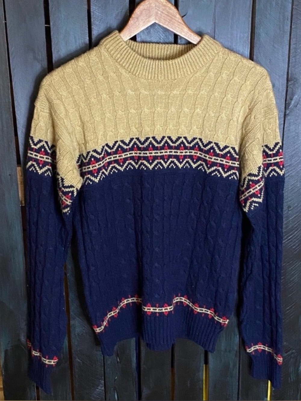 Vintage JCPenney Fair Isle crewneck ski Sweater small (tagged medium) Taiwan